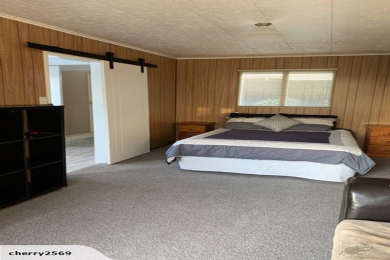 Photo of property in 13 De Thiery Place, Pakuranga Heights, Auckland, 2010