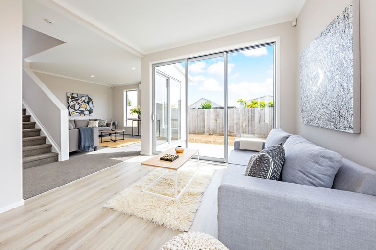 Photo of property in 22 Te Aparangi Road, Papakura, 2110