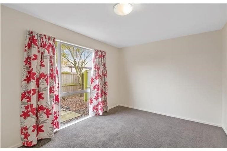 Photo of property in 50 Suffolk Street, Phillipstown, Christchurch, 8011