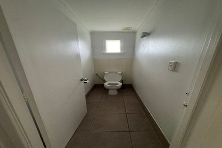 Photo of property in 14 Mclean Avenue, Papatoetoe, Auckland, 2025