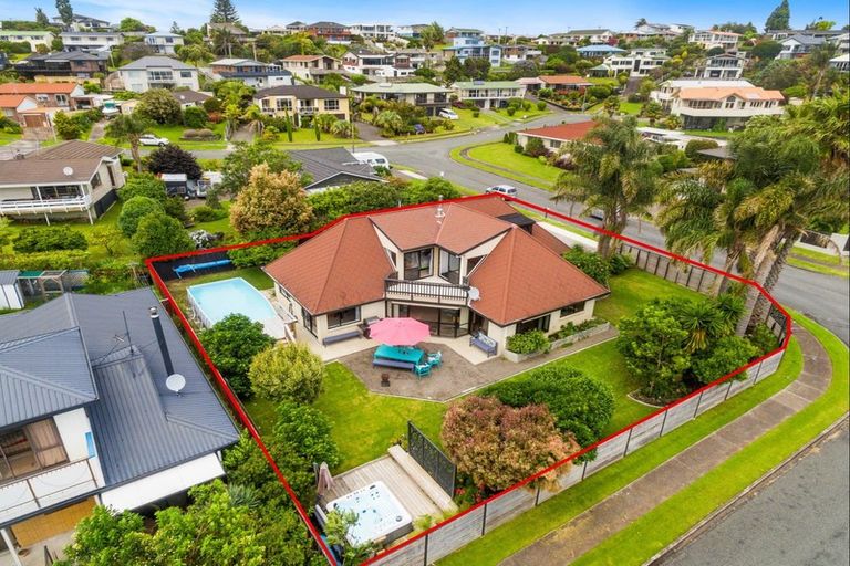 Photo of property in 35 Ruamoana Place, Omokoroa, 3114