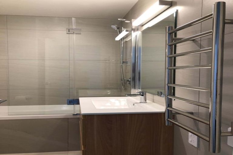 Photo of property in 17 Waka Moana Drive, Hobsonville, Auckland, 0616