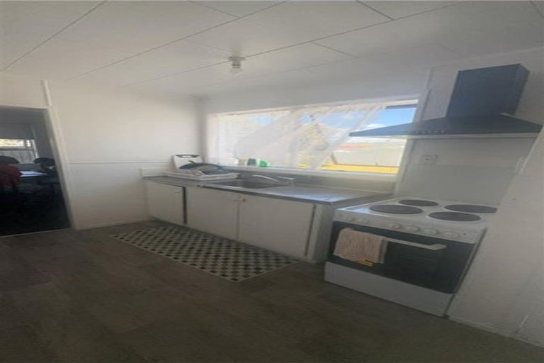 Photo of property in 86 Thompson Terrace, Manurewa, Auckland, 2102