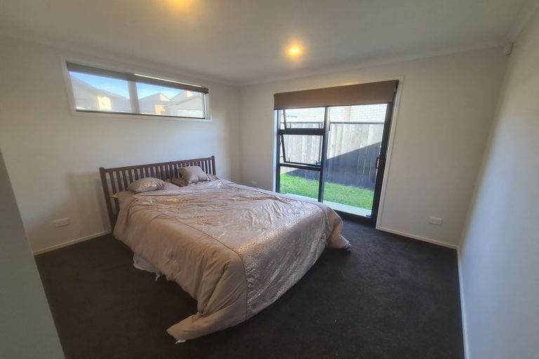 Photo of property in 2 Winstone House Road, Paerata, 2124