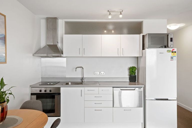 Photo of property in 10/20 Stanmore Road, Phillipstown, Christchurch, 8011