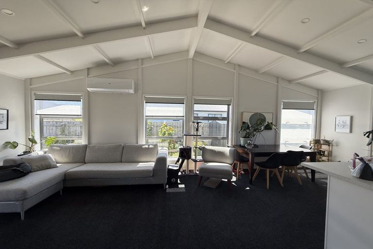 Photo of property in 1b Community Green, Featherston, 5710