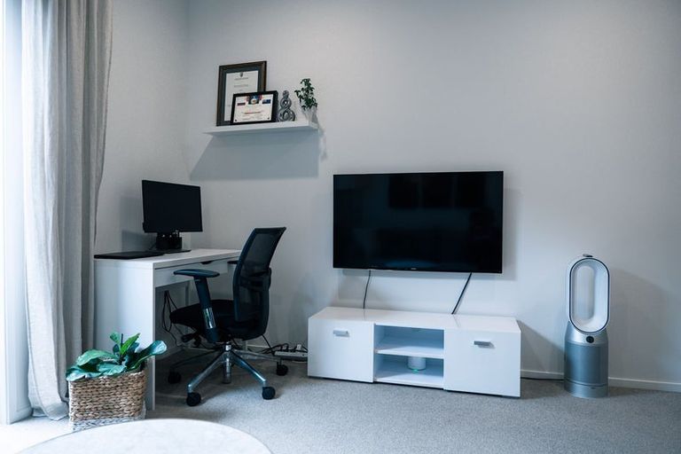 Photo of property in 6 Contact Lane, Hobsonville, Auckland, 0616