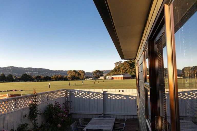 Photo of property in 182a Whites Line East, Waiwhetu, Lower Hutt, 5010