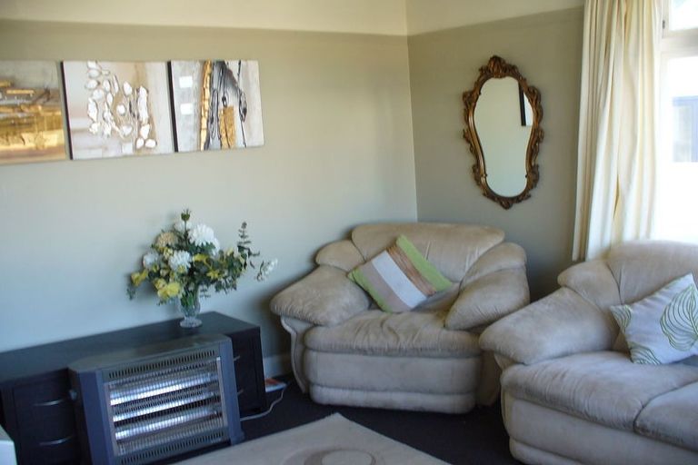 Photo of property in 109 Rongotai Road, Kilbirnie, Wellington, 6022