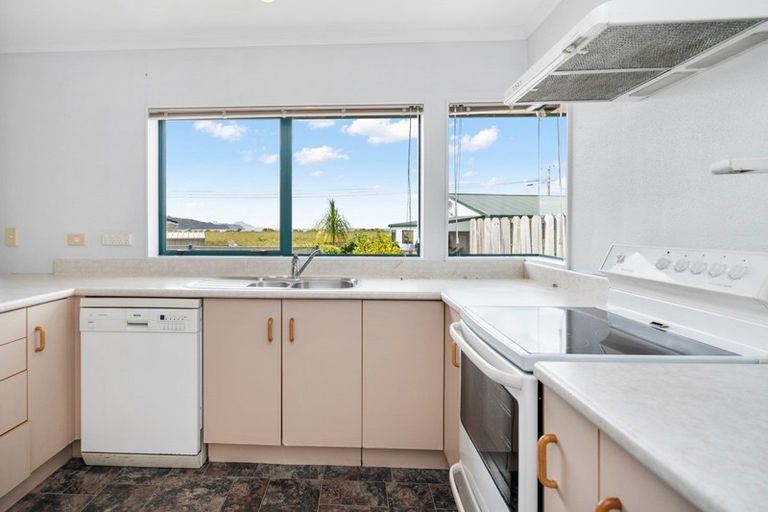 Photo of property in 4 Rainbow Place, Onerahi, Whangarei, 0110