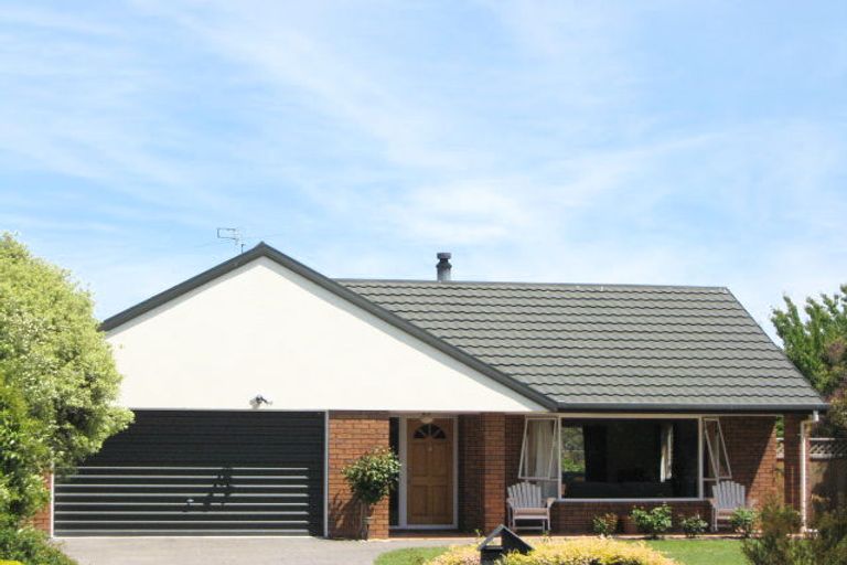 Photo of property in 10 Azalea Close, Templeton, Christchurch, 8042