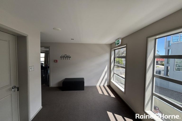 Photo of property in 2/6a Grace Avenue, Mount Maunganui, 3116