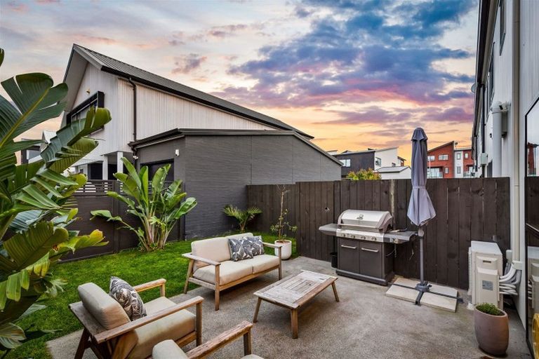 Photo of property in 38 Mapou Road, Hobsonville, Auckland, 0616