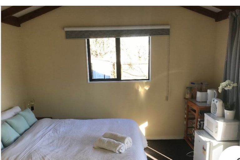 Photo of property in 21 Gainford Street, Avonhead, Christchurch, 8042