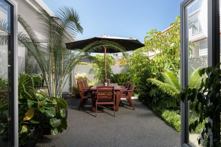 Photo of property in 32b Oceanview Road, Mount Maunganui, 3116
