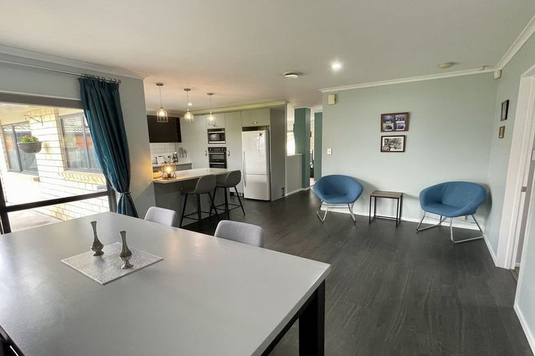 Photo of property in 30 Kestrel Avenue, Welcome Bay, Tauranga, 3112