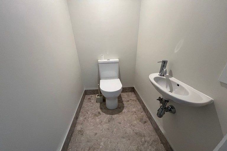 Photo of property in 3 Copperfield Terrace, Mellons Bay, Auckland, 2014