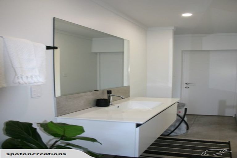 Photo of property in 37 Peake Road, Cambridge, Hamilton, 3283