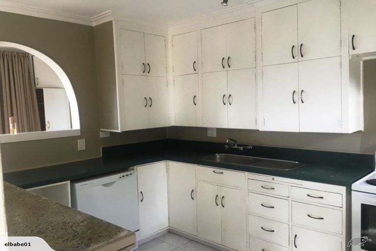 Photo of property in 212 Kawaha Point Road, Kawaha Point, Rotorua, 3010