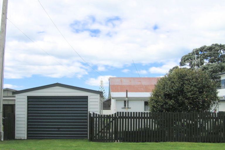 Photo of property in 8 Marine Avenue, Waihi Beach, 3611