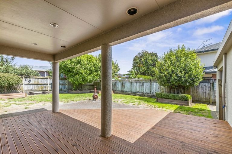 Photo of property in 22 Hoyte Place, Pukehangi, Rotorua, 3015