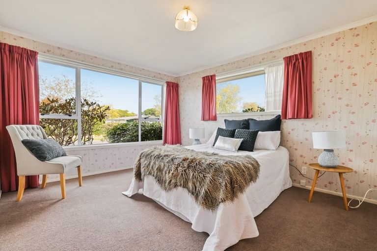 Photo of property in 8 Glenavon Place, Ilam, Christchurch, 8041