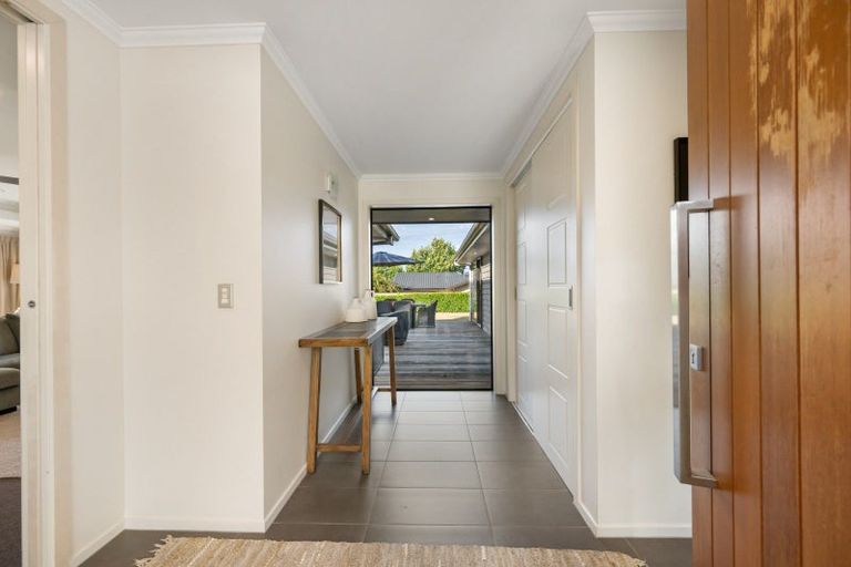 Photo of property in 11 Mcfarlane Terrace, Wanaka, 9305