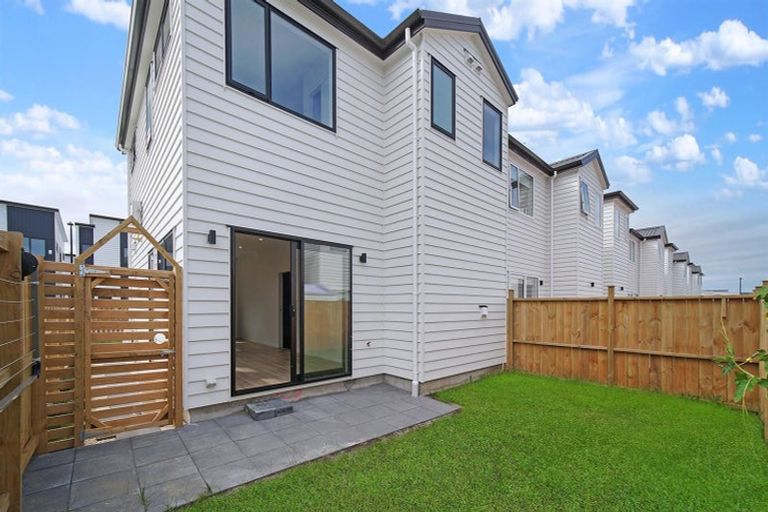 Photo of property in 49 Opoka Street, Papakura, 2110