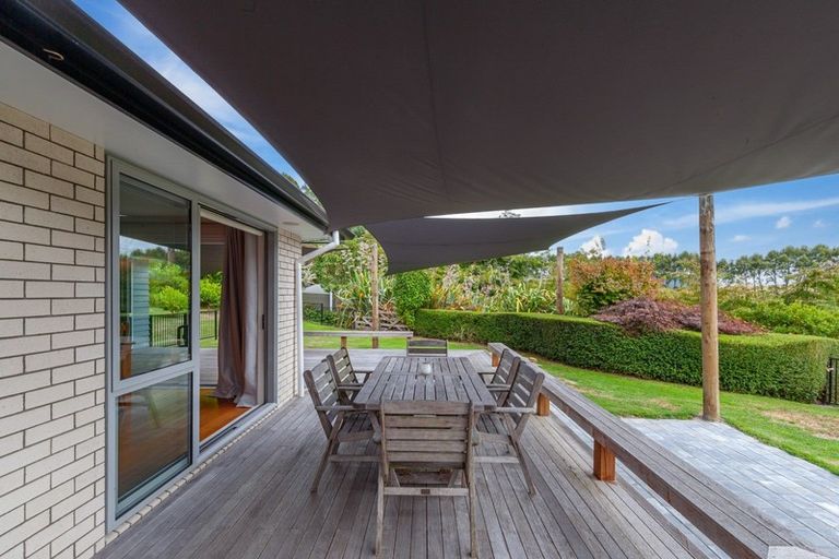 Photo of property in 83 Dalmore Way, Acacia Bay, Taupo, 3385
