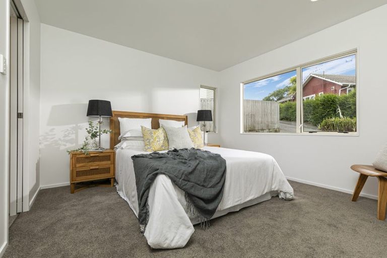Photo of property in 1/36 Camelot Place, Glenfield, Auckland, 0629