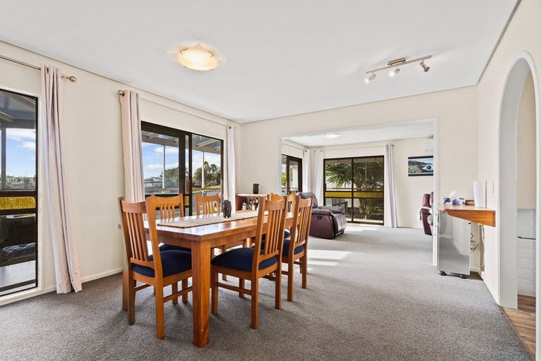 Photo of property in 19 Raumati Crescent, Onerahi, Whangarei, 0110