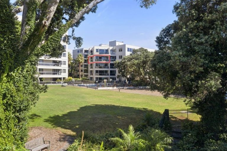 Photo of property in 3d/5 The Promenade, Takapuna, Auckland, 0622