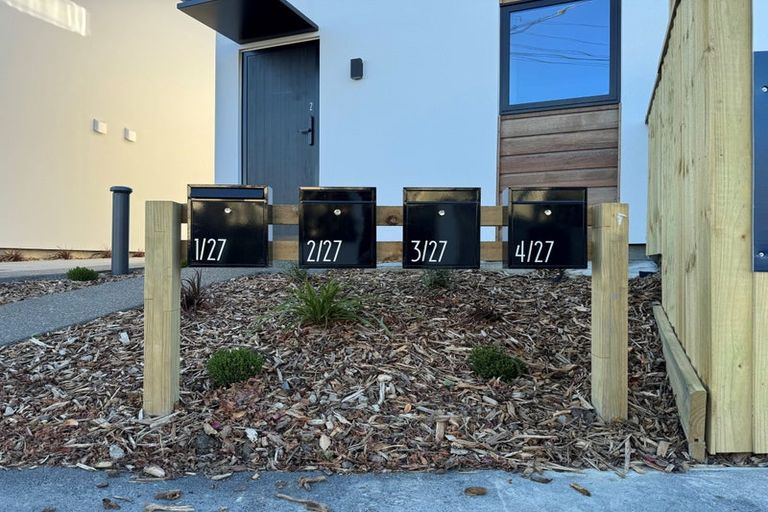 Photo of property in 2/8 Matata Place, Dallington, Christchurch, 8061