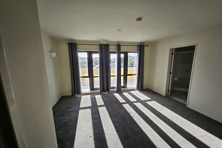 Photo of property in 564i Adelaide Road, Berhampore, Wellington, 6023