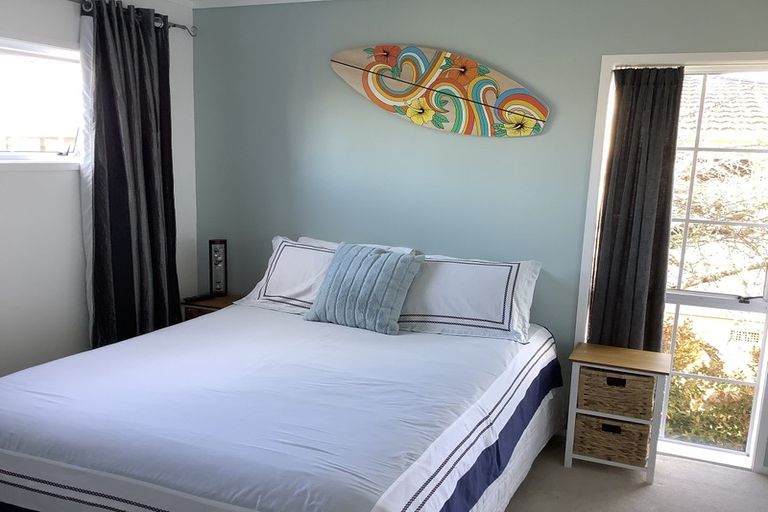 Photo of property in 2/28 Onepoto Road, Hauraki, Auckland, 0622