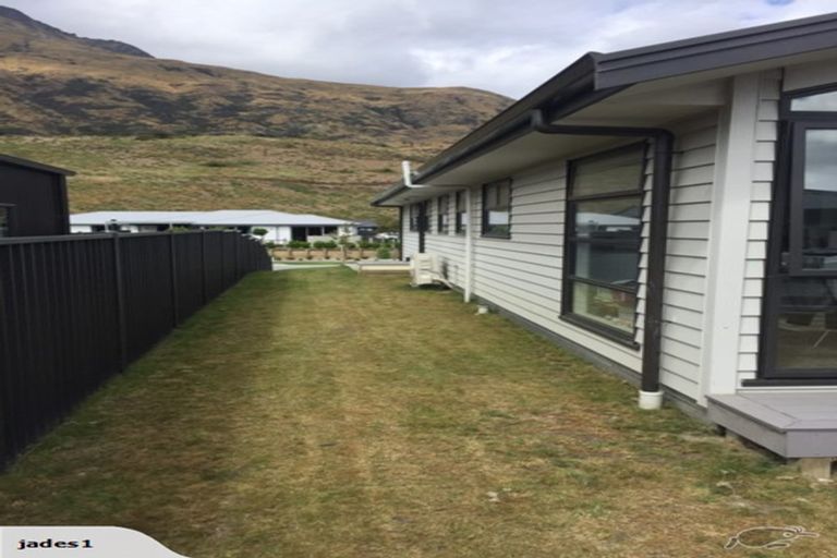 Photo of property in 35 Risinghurst Terrace, Lower Shotover, Queenstown, 9304