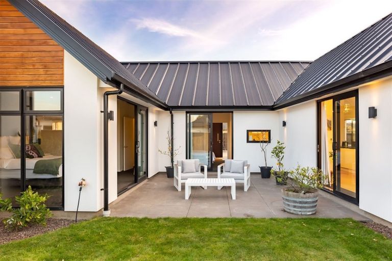 Photo of property in 14 Bellvue Drive, Prebbleton, 7604