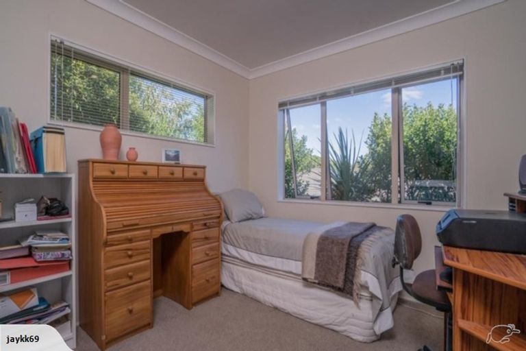 Photo of property in 21 Chieftain Rise, Goodwood Heights, Auckland, 2105