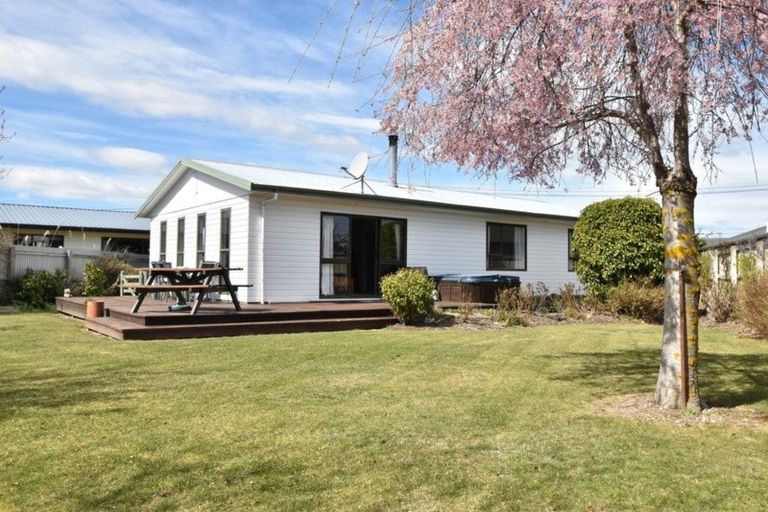 Photo of property in 26 Totara Drive, Twizel, 7901