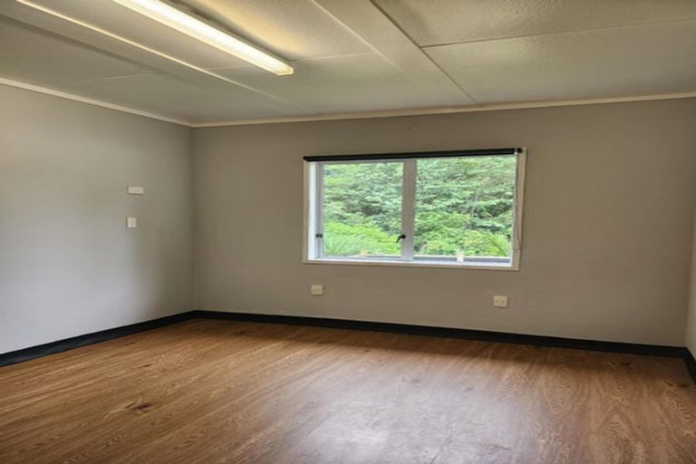 Photo of property in 53 Pitcairn Street, Oakura, 4314