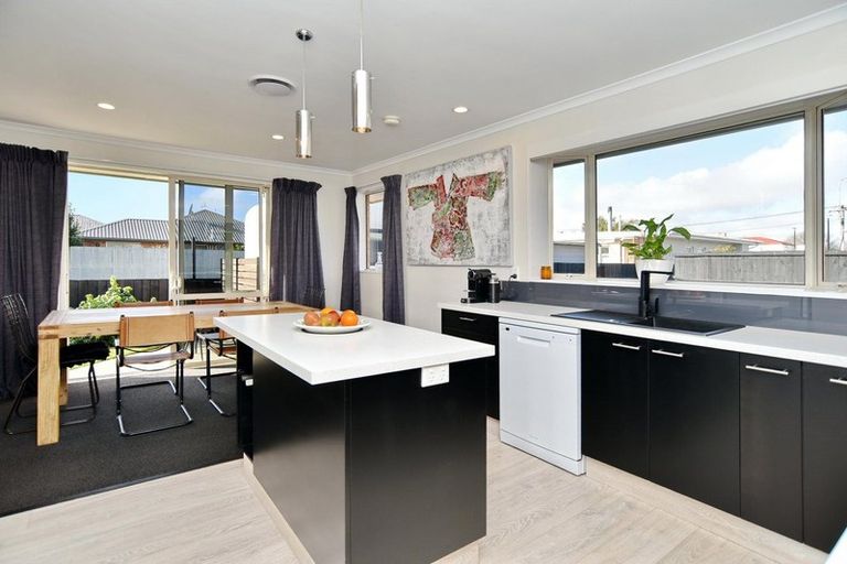 Photo of property in 275a Innes Road, Mairehau, Christchurch, 8052