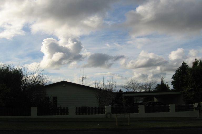 Photo of property in 100 Amanda Avenue, Dinsdale, Hamilton, 3204