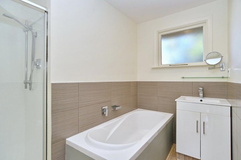 Photo of property in 103 Main North Road, Woodend, 7610