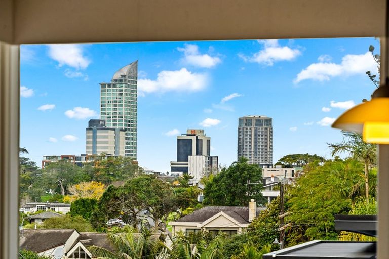 Photo of property in 2/14 Rangitira Avenue, Takapuna, Auckland, 0622