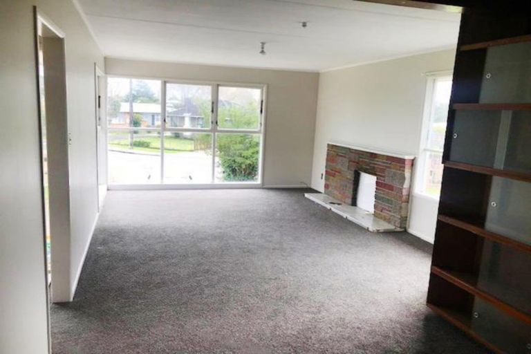 Photo of property in 15 Stainton Place, Otara, Auckland, 2023