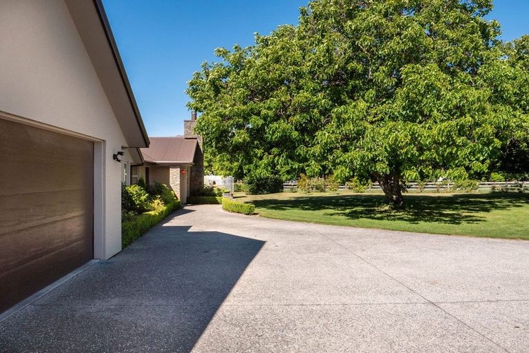 Photo of property in 8 Crawford Place, Lake Hayes, Queenstown, 9304