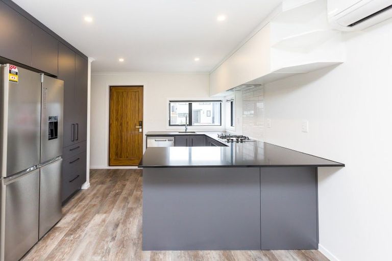 Photo of property in 9 Betty Boyes Street, Wallaceville, Upper Hutt, 5018