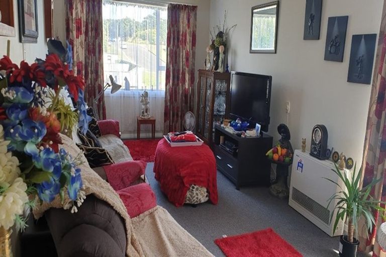Photo of property in 24 Dorset Street, Patea, 4520
