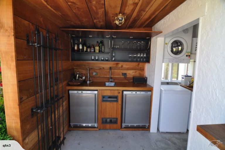 Photo of property in 2 Berkshire Street, Arrowtown, 9302