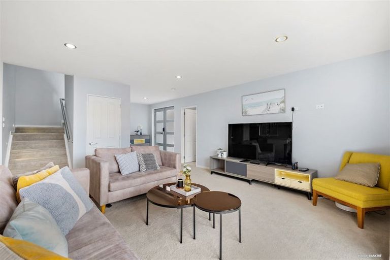 Photo of property in 24 Kellett Road, Ranui, Auckland, 0612